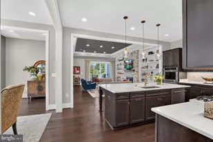 23677 Jayadev Ter, Ashburn, VA 20148 - Photo 32