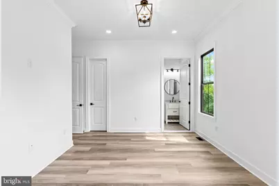 45 S Loudoun Street #A-1, Lovettsville, VA 20180 - Photo 16