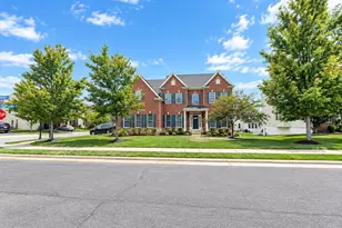 44366 Hempland Dr, Ashburn, VA 20147 - Photo 2