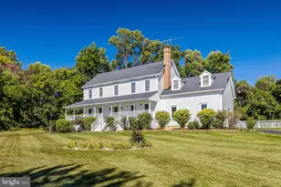 37804 Clearbrook Ln, Lovettsville, VA 20180 - Photo 2