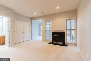 21927 Windy Oaks Square, Broadlands, VA 20148 - Photo 8