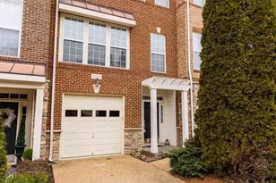 21927 Windy Oaks Square, Broadlands, VA 20148 - Photo 2