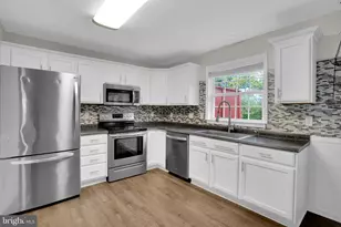 43756 Tolamac Dr, Ashburn, VA 20147 - Photo 6