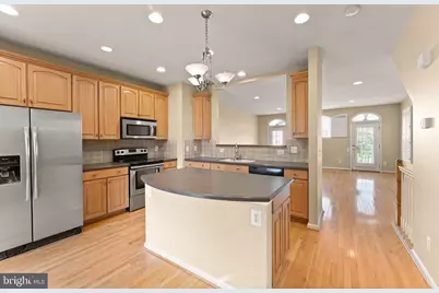 23005 Bulwark Terrace, Brambleton, VA 20148 - Photo 22