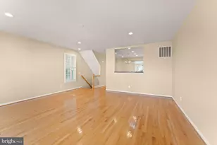 23005 Bulwark Terrace, Brambleton, VA 20148 - Photo 14