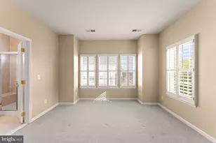 23005 Bulwark Terrace, Brambleton, VA 20148 - Photo 32
