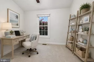 21208 Hedgerow Terrace, Ashburn, VA 20147 - Photo 8