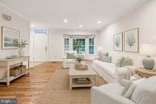 21208 Hedgerow Terrace, Ashburn, VA 20147 - Photo 2
