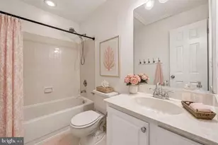 21208 Hedgerow Terrace, Ashburn, VA 20147 - Photo 10