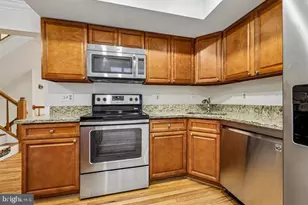 21208 Hedgerow Terrace, Ashburn, VA 20147 - Photo 20