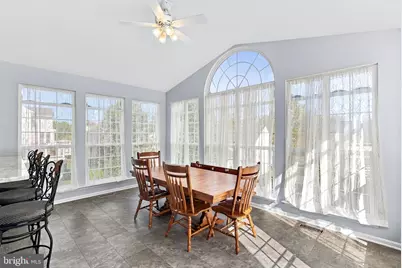 945 Devonshire Circle, Purcellville, VA 20132 - Photo 14