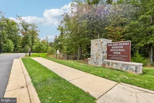 23099 Growler Sq, Ashburn, VA 20148 - Photo 30