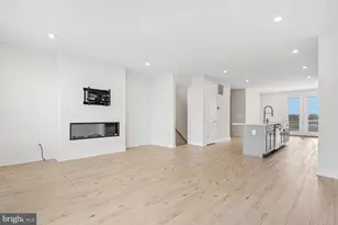 23099 Growler Sq, Ashburn, VA 20148 - Photo 6