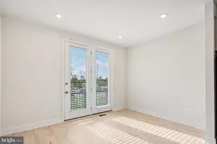 23099 Growler Sq, Ashburn, VA 20148 - Photo 10