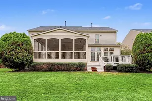 43691 Gallitzin Ln, Chantilly, VA 20152 - Photo 2