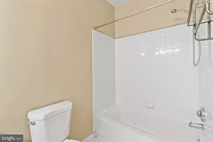 20447 Chesapeake Square, Sterling, VA 20165 - Photo 20