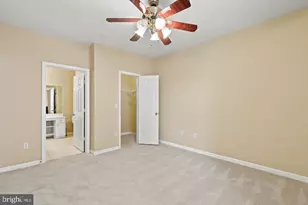 20447 Chesapeake Square, Sterling, VA 20165 - Photo 14