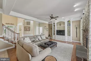 16553 Levade Dr, Leesburg, VA 20176 - Photo 14