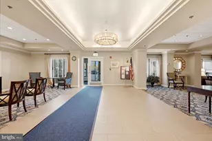 19375 Cypress Ridge Terrace, Leesburg, VA 20176 - Photo 4