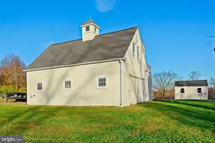 23766 Champe Ford (Barn Unit) Rd, Middleburg, VA 20117 - Photo 8