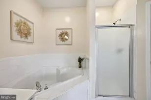 20901 Cosworth Terrace, Sterling, VA 20165 - Photo 34