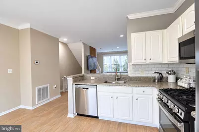 21840 Goodwood Terrace #21840, Ashburn, VA 20147 - Photo 10