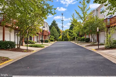 21840 Goodwood Terrace #21840, Ashburn, VA 20147 - Photo 8