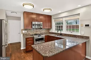 511 Cindy Ct, Sterling, VA 20164 - Photo 20