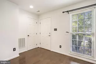 43509 Kiplington Square, Chantilly, VA 20152 - Photo 4