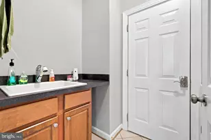 43280 John Danforth Ct, Ashburn, VA 20147 - Photo 38