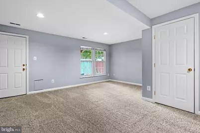 21098 Cornerpost Square, Ashburn, VA 20147 - Photo 14