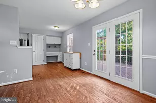 21098 Cornerpost Square, Ashburn, VA 20147 - Photo 8