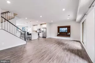 42621 Burbank Terrace, Sterling, VA 20166 - Photo 18