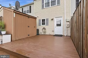 48 Dulany Ct, Sterling, VA 20165 - Photo 22