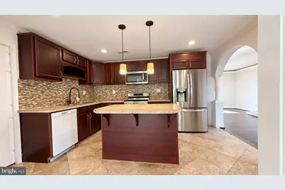 609 S Alder Avenue, Sterling, VA 20164 - Photo 8