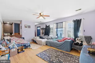 206 E Brunswick St, Sterling, VA 20164 - Photo 6