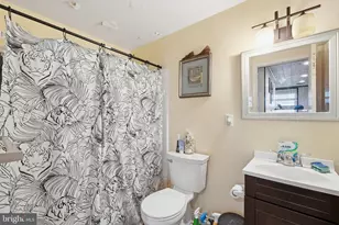206 E Brunswick St, Sterling, VA 20164 - Photo 12