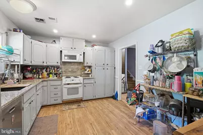 206 E Brunswick Street, Sterling, VA 20164 - Photo 8