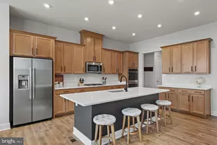 819 Banker Dr SW, Leesburg, VA 20175 - Photo 14