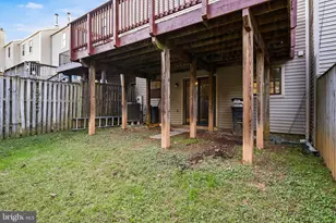 20 Haxall Ct, Sterling, VA 20165 - Photo 38
