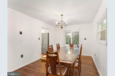 312 E Amhurst Street, Sterling, VA 20164 - Photo 12