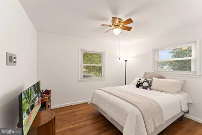 312 E Amhurst Street, Sterling, VA 20164 - Photo 24