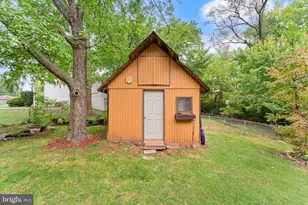 312 E Amhurst St, Sterling, VA 20164 - Photo 46