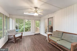 312 E Amhurst St, Sterling, VA 20164 - Photo 20