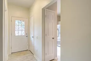 120 Paddington Way NE, Leesburg, VA 20176 - Photo 2