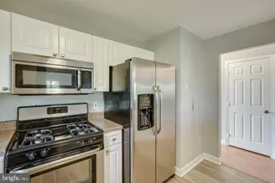 20575 Snowshoe Square, Ashburn, VA 20147 - Photo 8