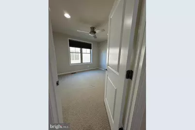 23604 Prosperity Ridge Place, Brambleton, VA 20148 - Photo 18