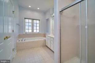 19147 Commonwealth Terrace, Leesburg, VA 20176 - Photo 14