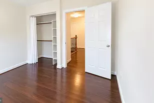 185 Meadows Ln NE, Leesburg, VA 20176 - Photo 18