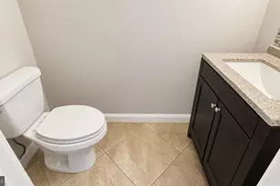 185 Meadows Ln NE, Leesburg, VA 20176 - Photo 2